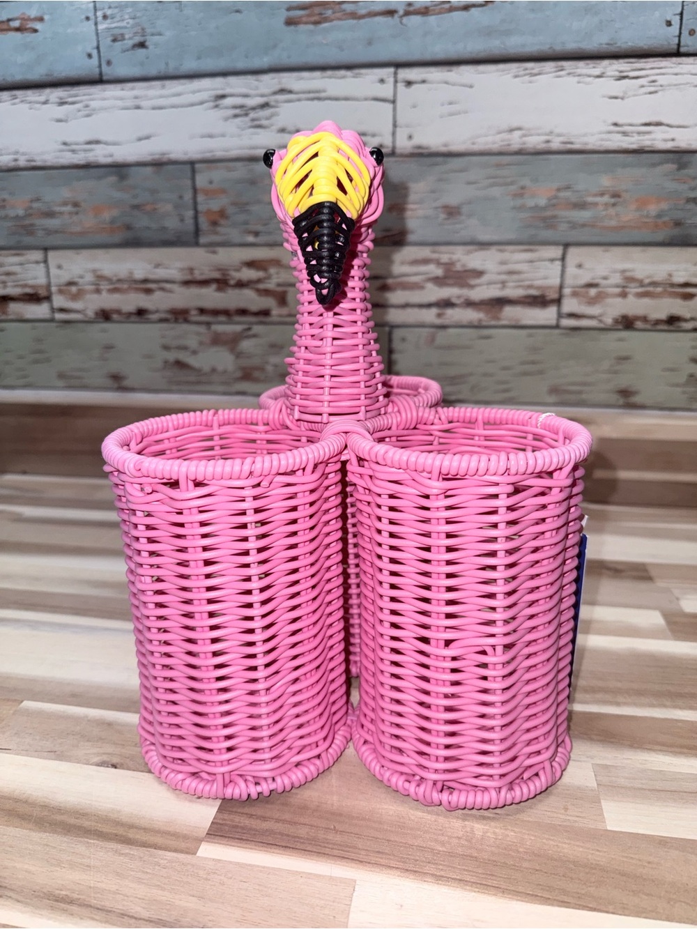 🦩Pink Flamingo Wicker Utensil Caddy - Picture 2 of 6